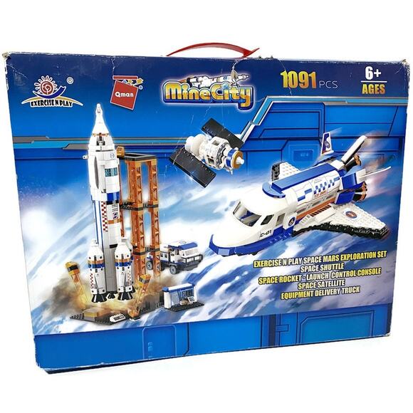 Mine City Space Shuttle Rocket Satellite Delivery Truck Building Block Set - Picture 7 of 7
